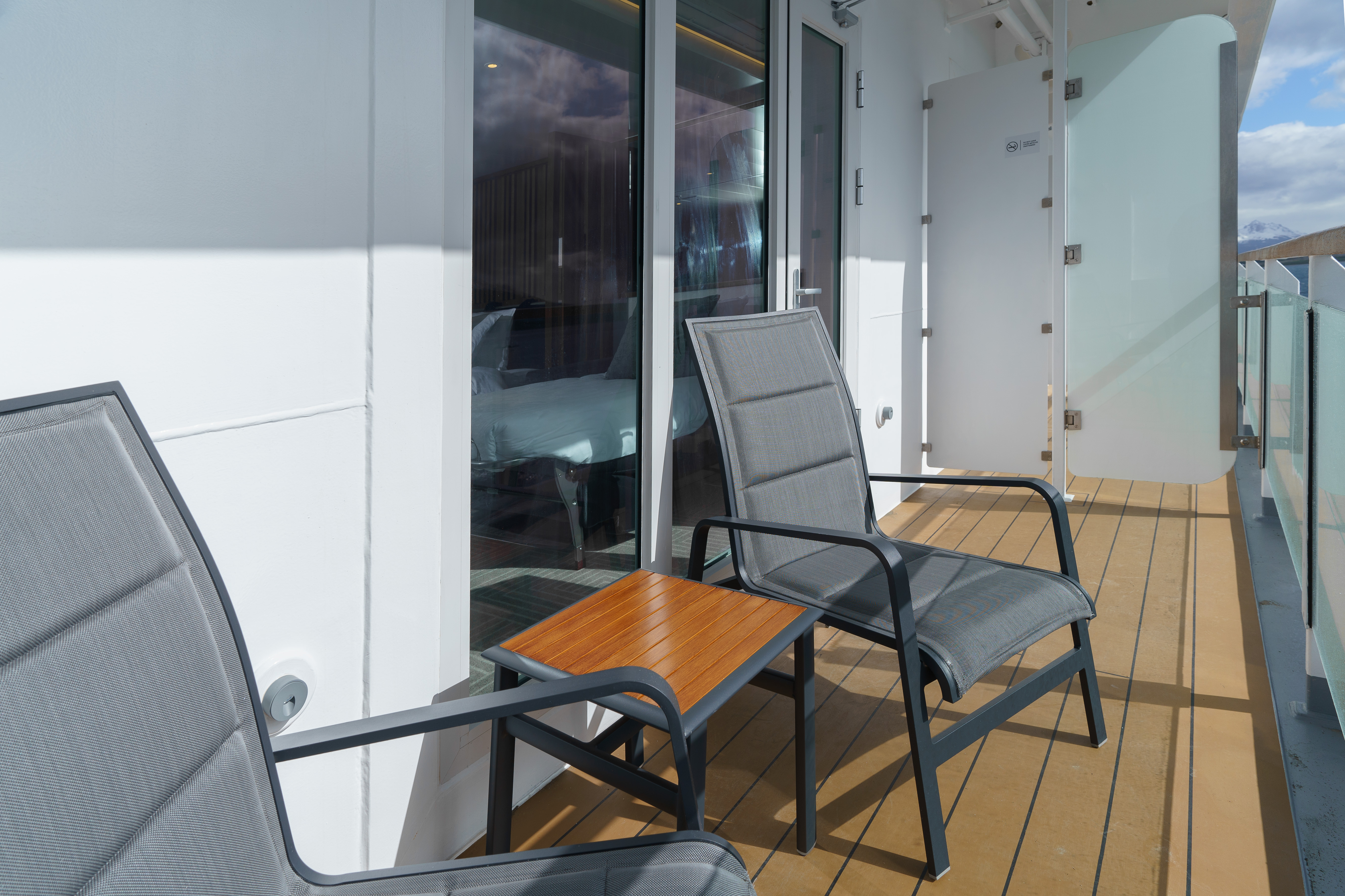 Deluxe Balcony Suite